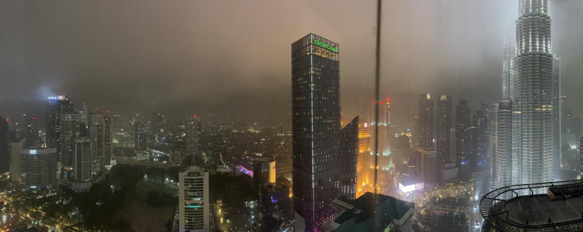 Sky Suites At Klcc By Mitstay กัวลาลัมเปอร์ ภายนอก รูปภาพ