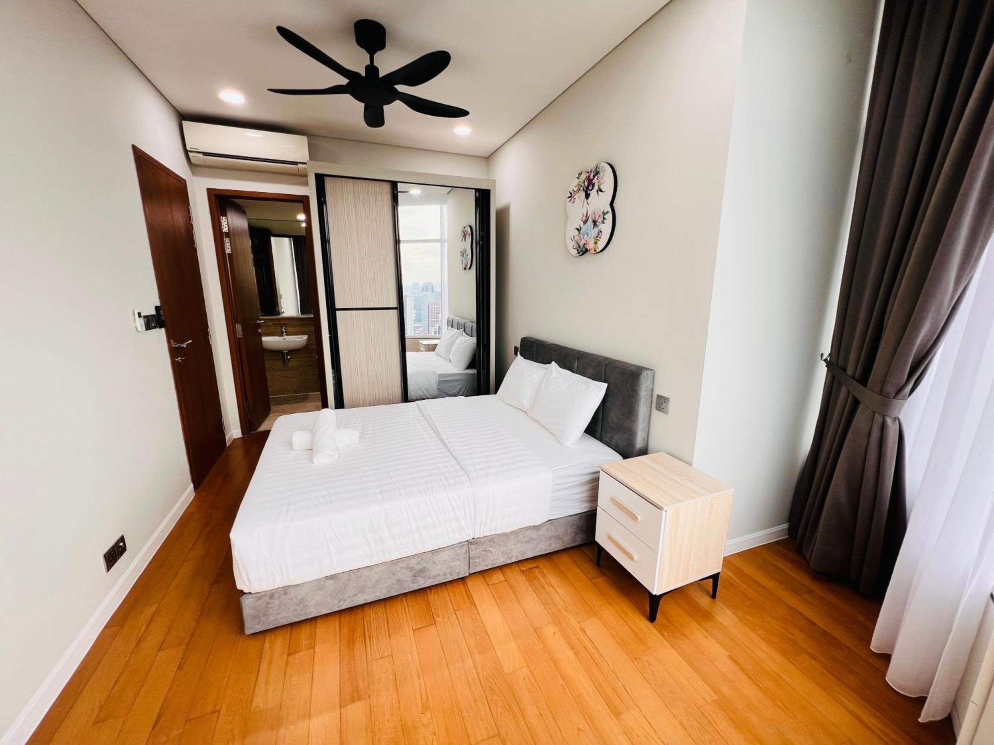 Sky Suites At Klcc By Mitstay กัวลาลัมเปอร์ ภายนอก รูปภาพ
